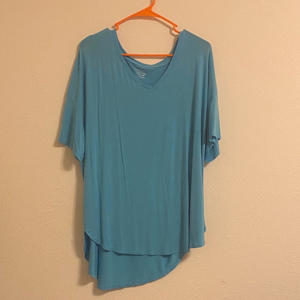 Time and Tru Teal V-Neck Short Sleeve Top
